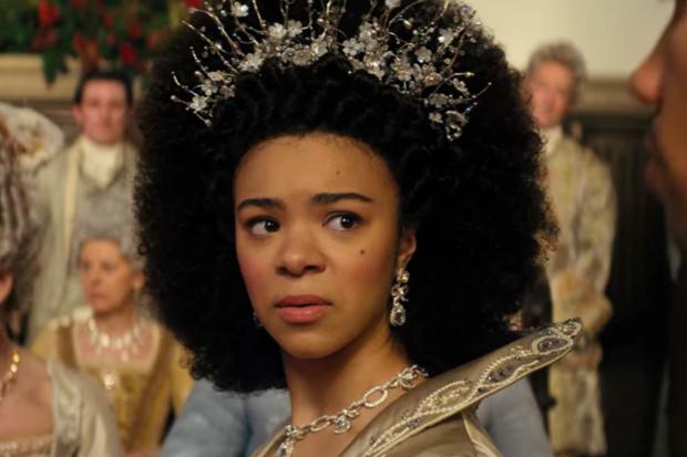 La versión joven de la reina Charlotte fue interpretada por India Amarteifio en la serie de Netflix (Foto: Netflix)